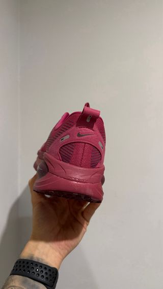 Nike Vomero 18 Talla 43 Nuevas a estrenar