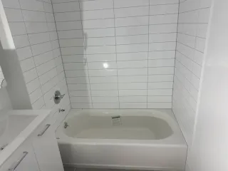 Baño completo moderno