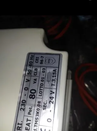 Lampada torcia sicurezza elettrica 24V / 220v