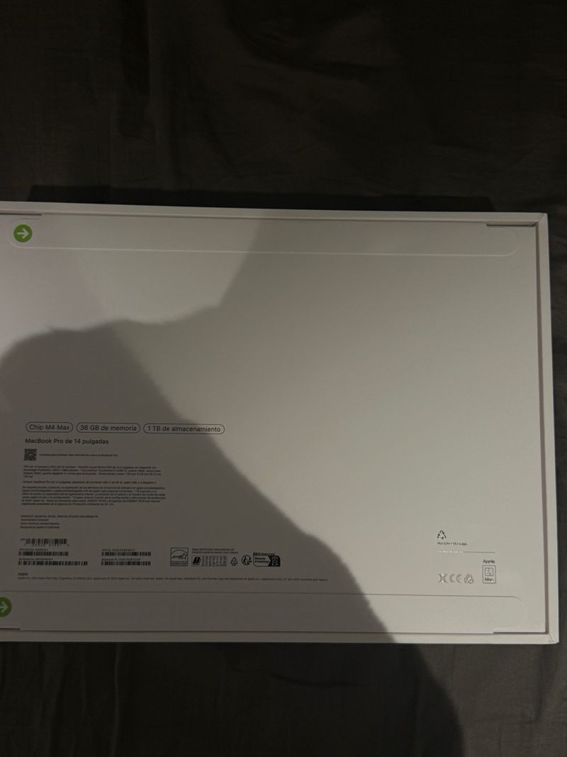 Macbook M4 Pro Chip M4 MAX 1tb Negro PRECINTADO afbeelding 5