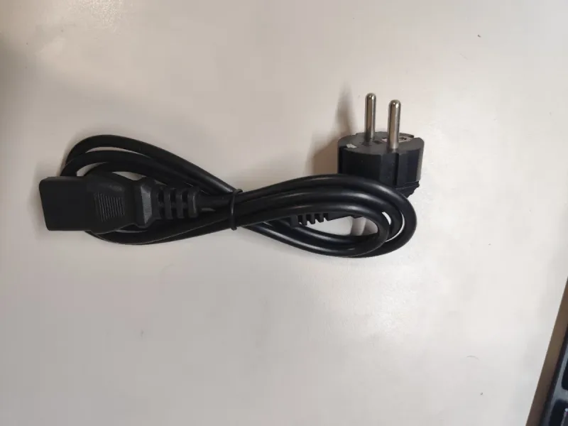 Cable alimentación PC