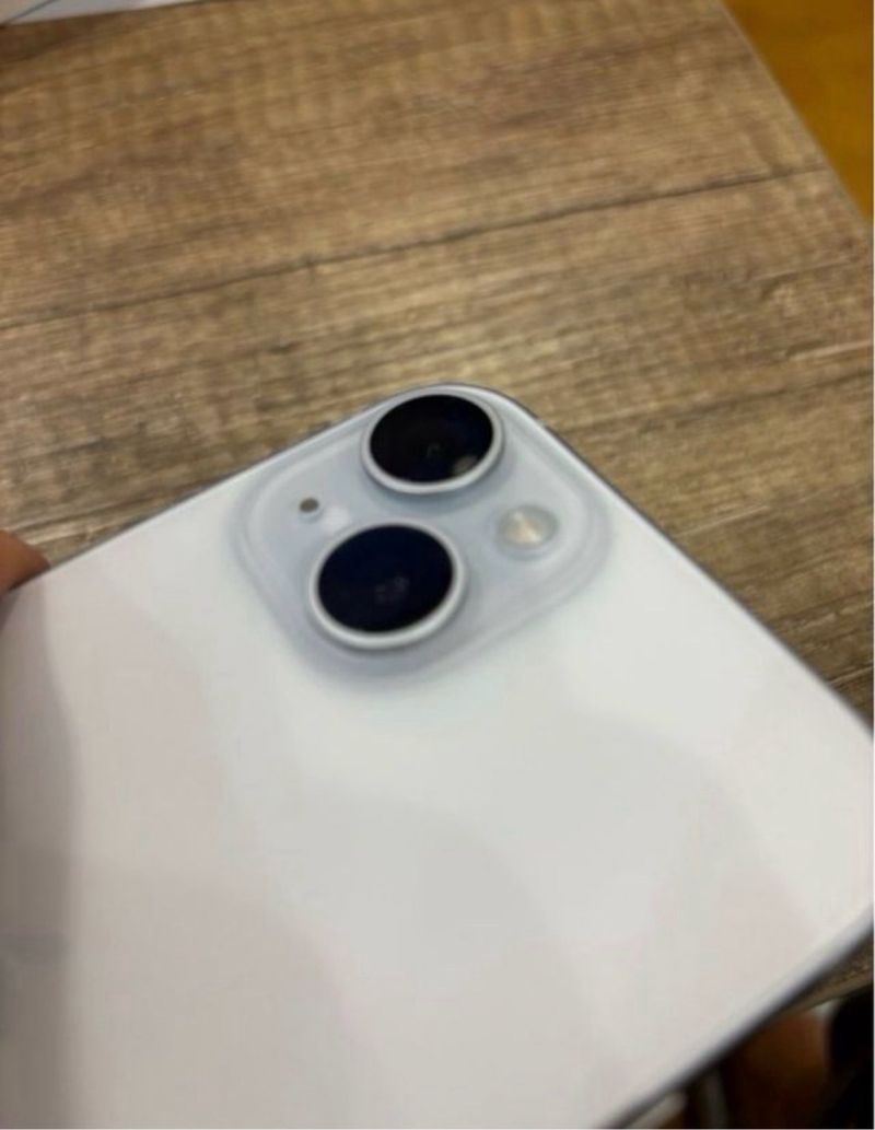 iPhone 15 Blanco afbeelding 3
