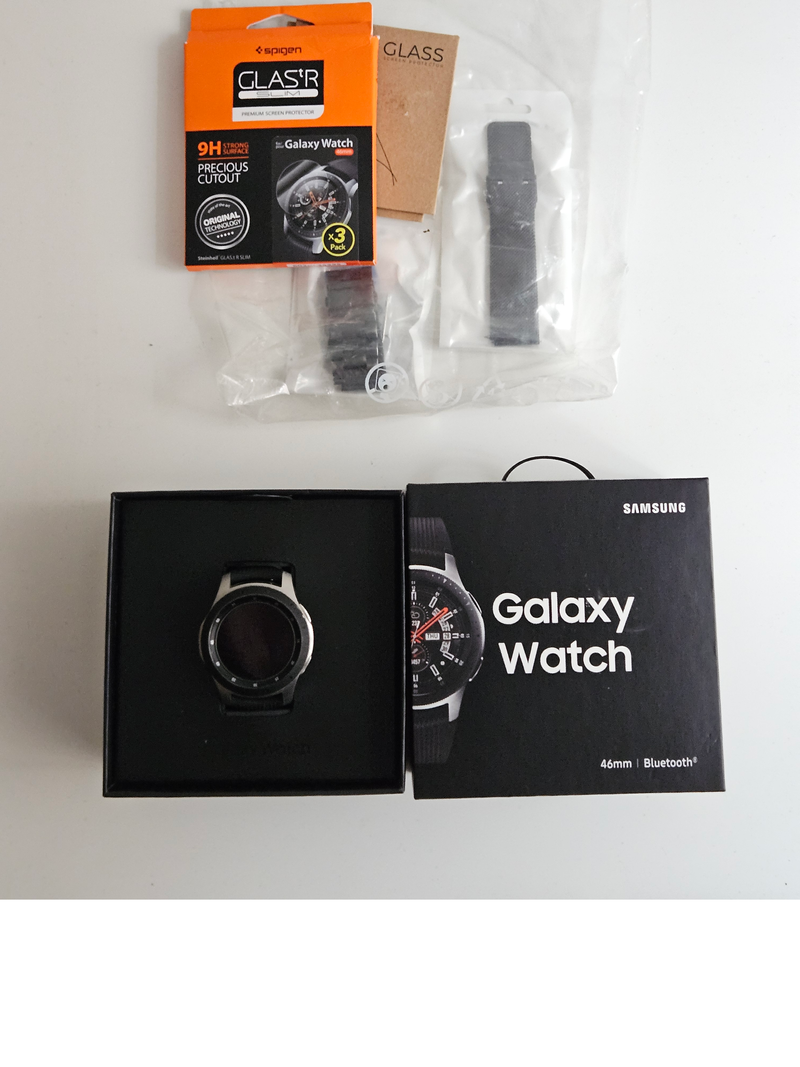 Samsung Galaxy Watch 46mm + Extras