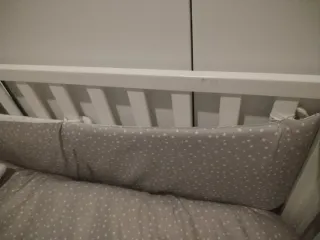 Cuna colecho + edredón + chichonera