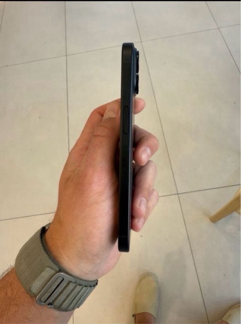 iPhone 15 128GB Negro + Cargador + Caja afbeelding 4