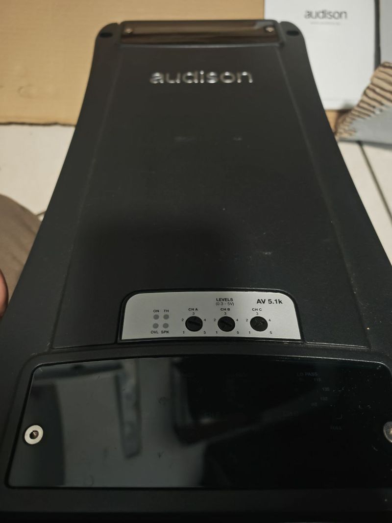 Amplificador Audison Voce AV 5.1k 1650W afbeelding 6