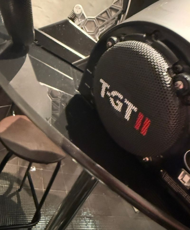 Thrustmaster T-GT II, pedales TLCM, y volante afbeelding 4