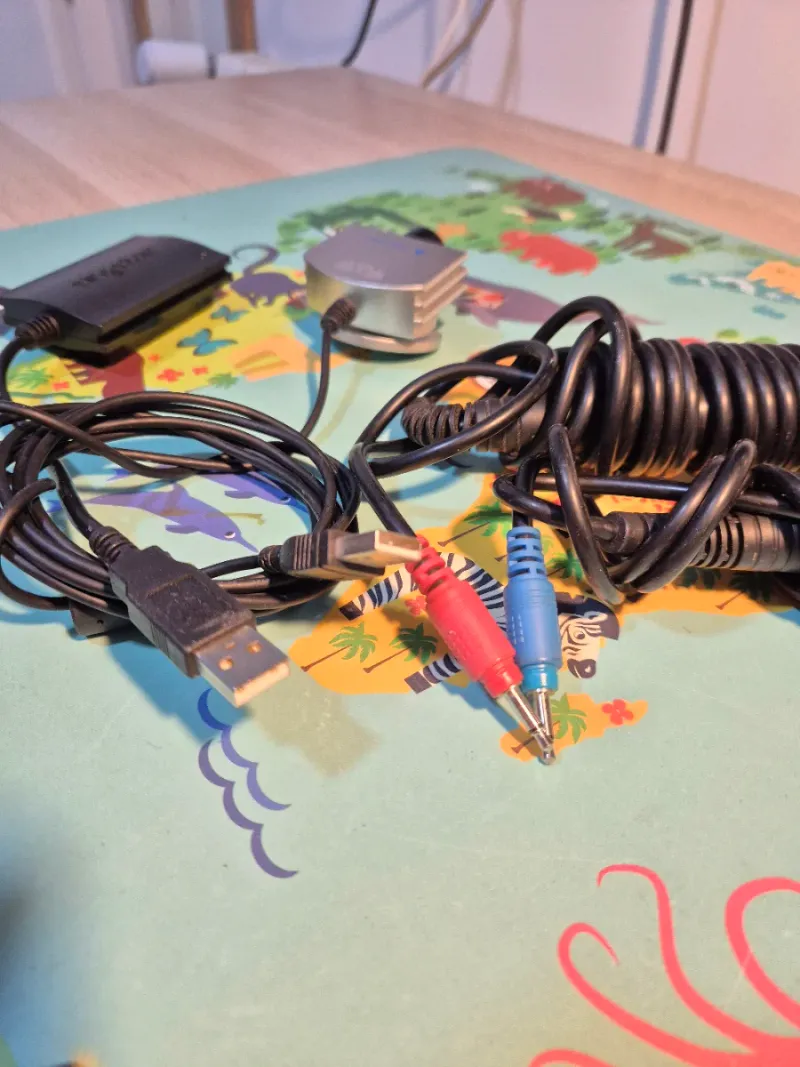 Pack SingStar PS2: 2 Micros+Cámara EyeToy+4 Juegos afbeelding 3
