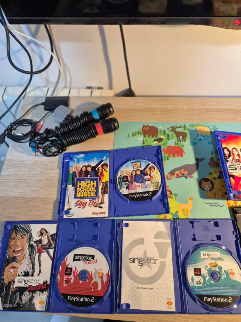 Pack SingStar PS2: 2 Micros+Cámara EyeToy+4 Juegos afbeelding 8