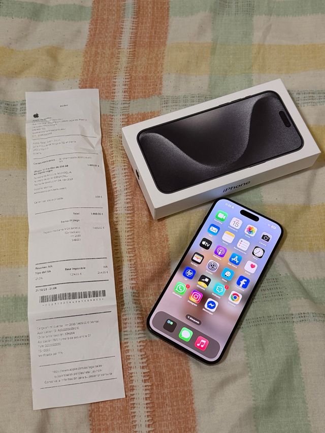 iPhone 15 Pro Max 256GB Negro/Gris