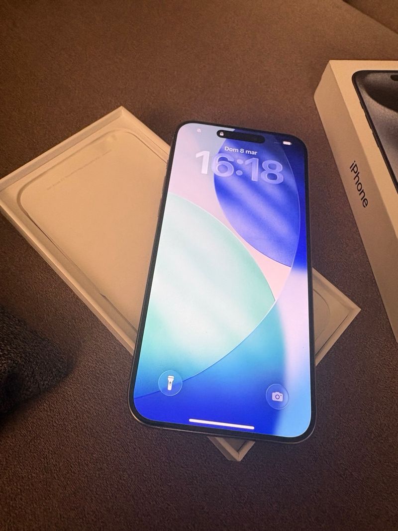 iPhone 15 Pro Max Space Gray afbeelding 3