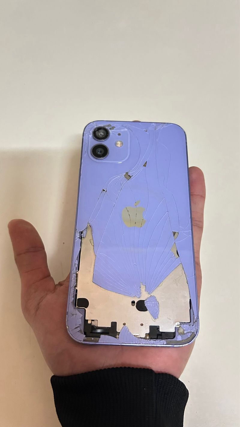 iPhone 12 Morado afbeelding 3