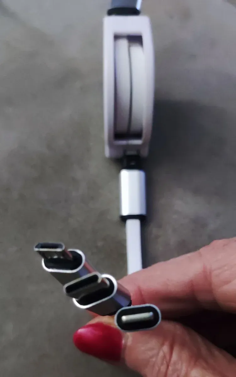 Cargador retráctil de 3 cables afbeelding 2