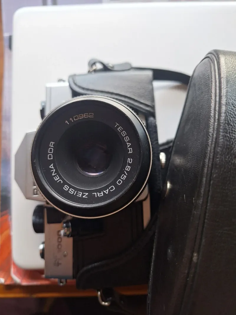 Praktica Super TL 100P Cámara Analógica afbeelding 4