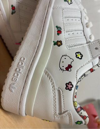 Zapatillas Adidas Hello Kitty Edición Especial