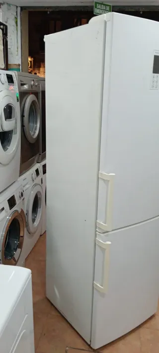 NEVERA COMBI L.G NO FROST ENERGÍA A+