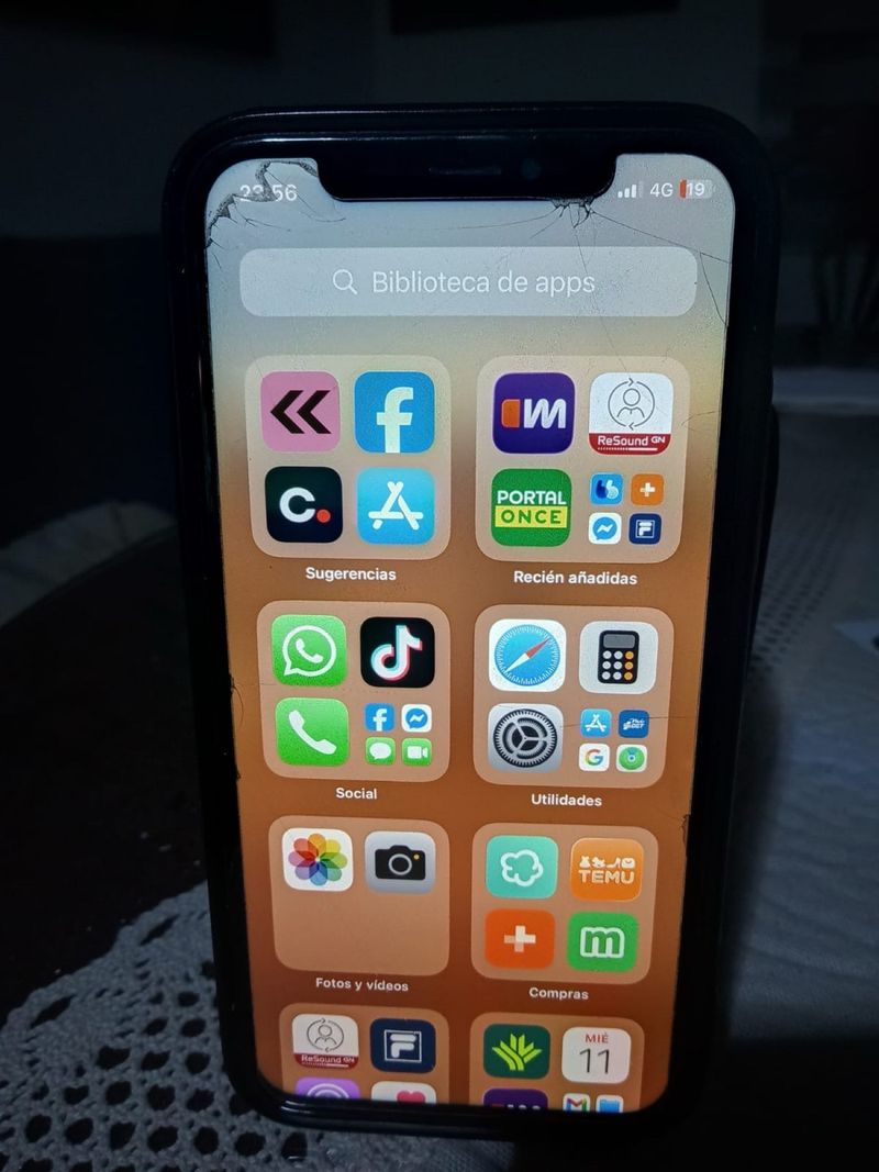iPhone XS Plata - Buen Estado  Funda de regalo
