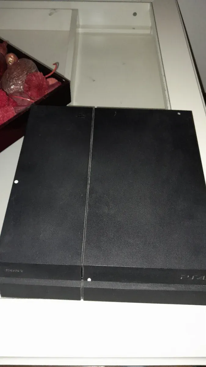 Consola Sony PS4 Negra