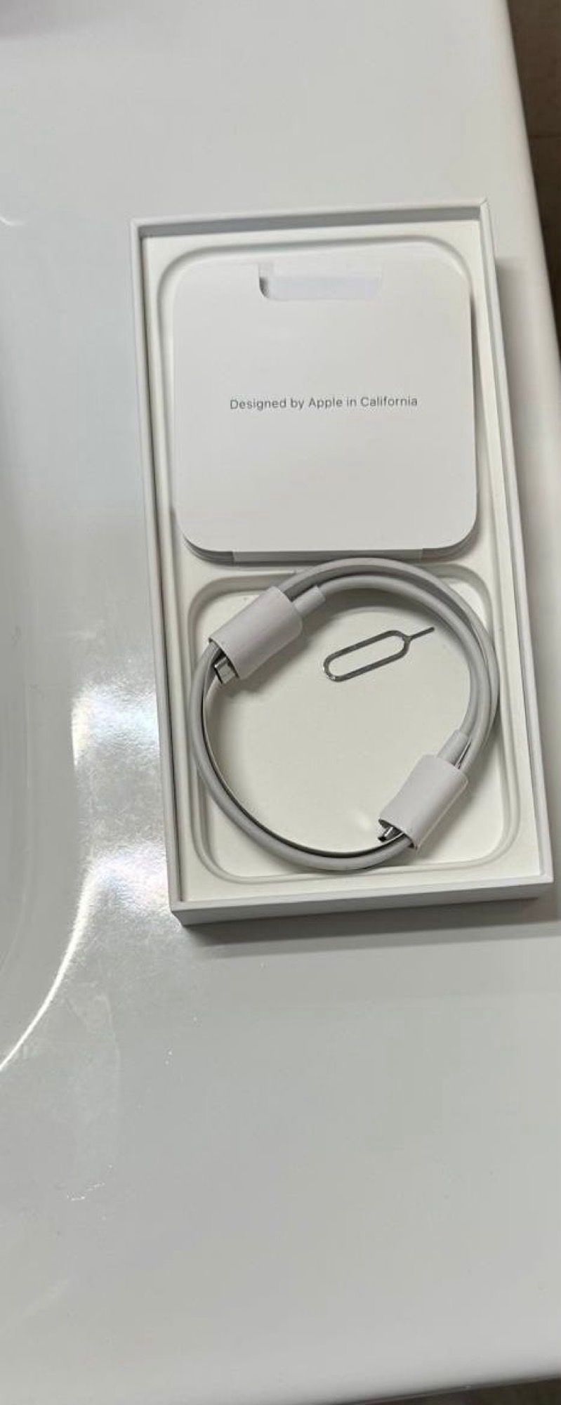 iPhone 15 Plus 256GB Negro + Accesorios afbeelding 2