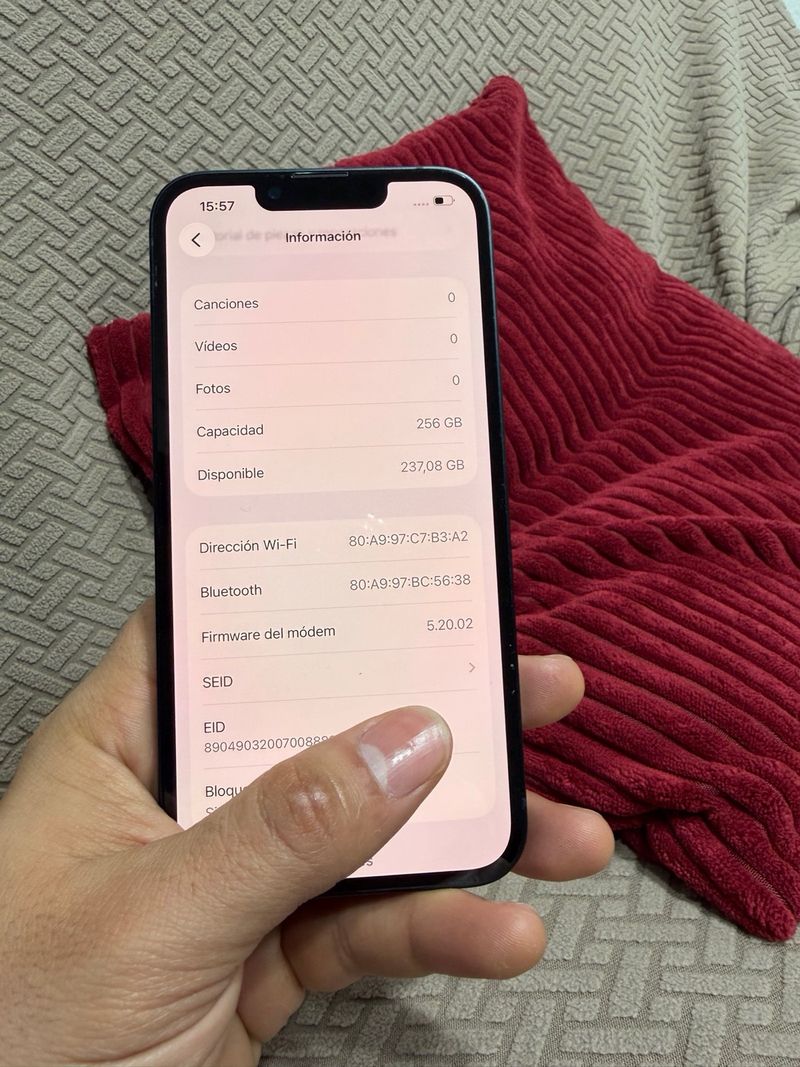 iPhone 13 256GB Azul afbeelding 3