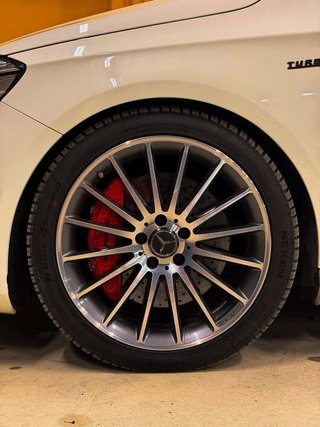 Mercedes-Benz Clase A A 45 AMG 381 4Matic 5p MCT