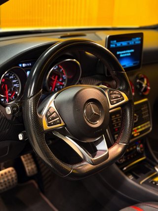 Mercedes-Benz Clase A A 45 AMG 381 4Matic 5p MCT