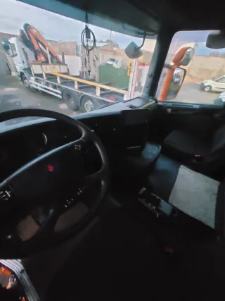 Camion con gancho multilift