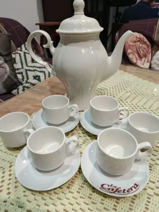 Juego de café de porcelana blanco