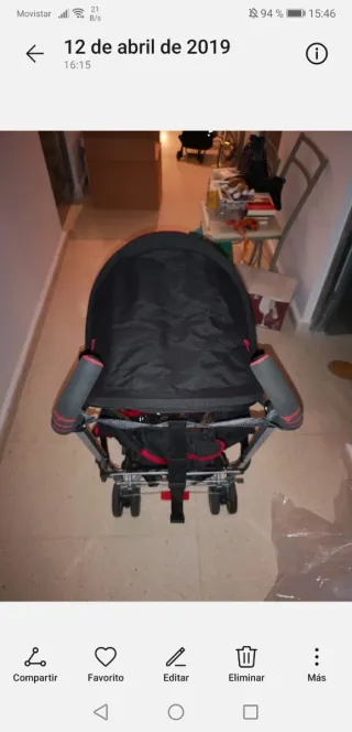 Silla de paseo roja y negra