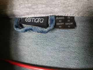 Chaqueta vaquera con capucha Esmara