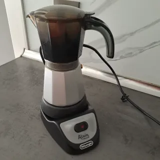 Cafetera Italiana Eléctrica DeLonghi Alicia Plus