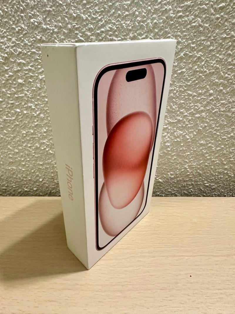iPhone 15 PRECINTADO GARANTÍA 3 AÑOS CON FACTURA