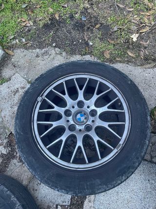 Llantas BMW E90 r16 con neumáticos