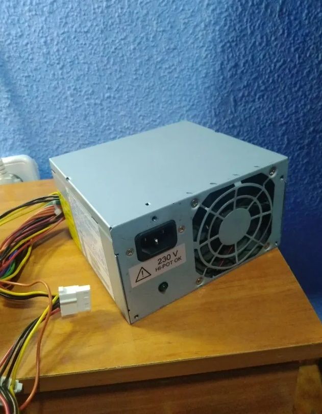Fuente de alimentación PC