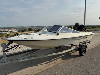 Lancha Fletcher Bravo fueraborda 150cv