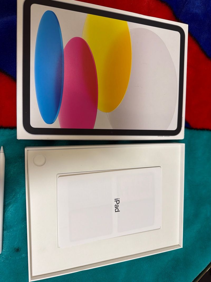 iPad a16 Plata Nuevo Sin Uso +apple pencil afbeelding 6
