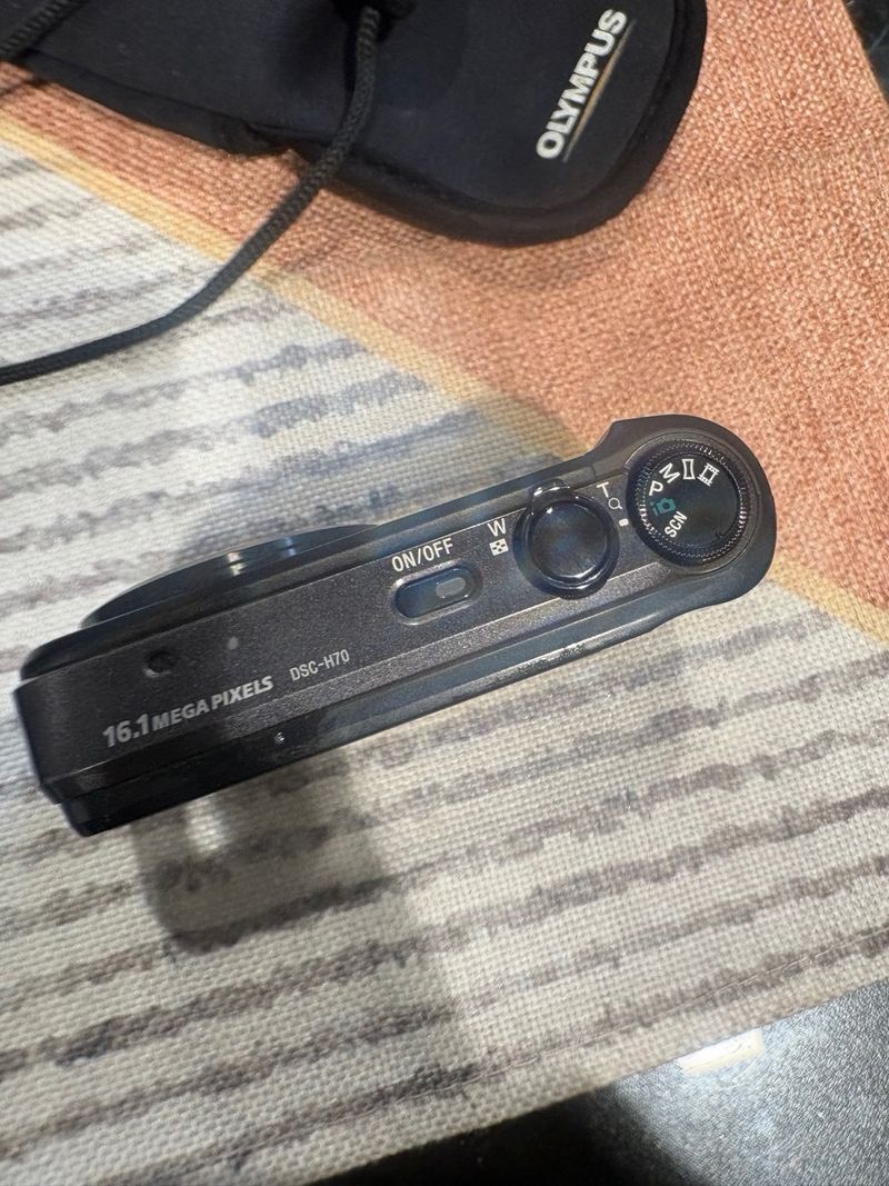 Sony Cyber-shot DSC-H70 HD afbeelding 2