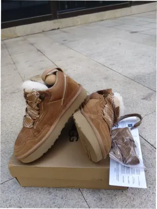 UGG Lowmell Taglia 39 Marrone