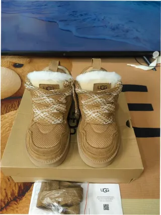 UGG Lowmell Scarpe Taglia 38