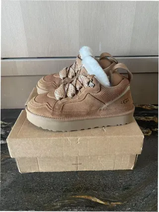 Stivaletti UGG Lowmell Taglia 37