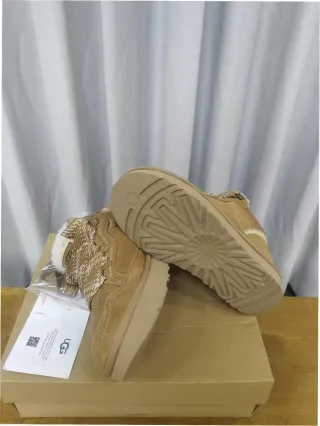 UGG Lowmell Taglia 39 Marrone