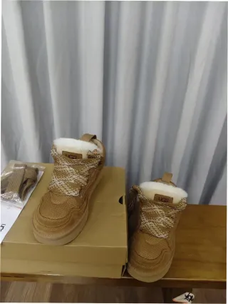 UGG Lowmell Taglia 39 Marrone