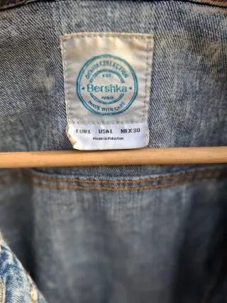 Chaqueta vaquera corta