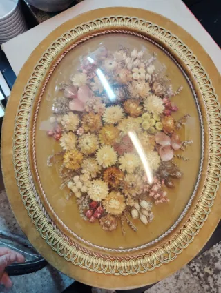 Figura decorativa flores secas ovalada