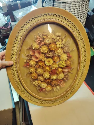 Figura decorativa flores secas ovalada