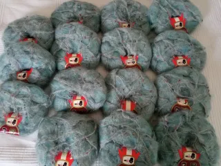 12 Ovillos Lana Torredemer Austria Gris verdoso