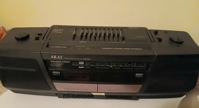 Receptor estéreo de cassette Akai PJ-W28SR