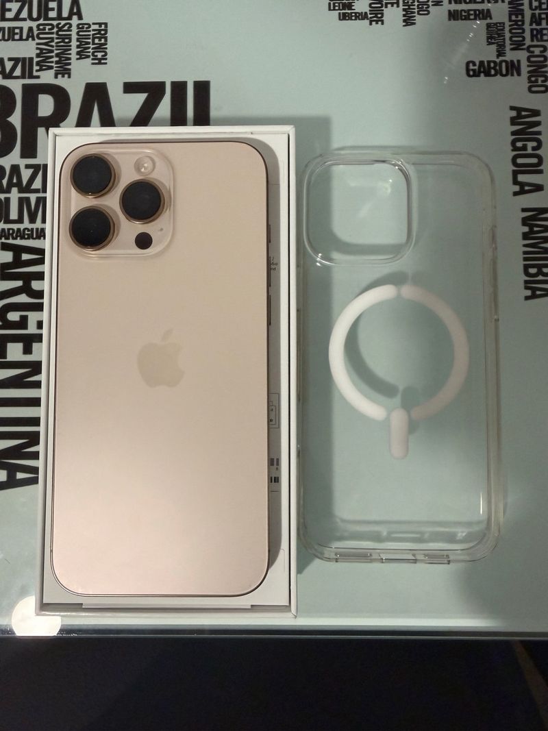 iPhone 16 Pro Max 256GB Titanio