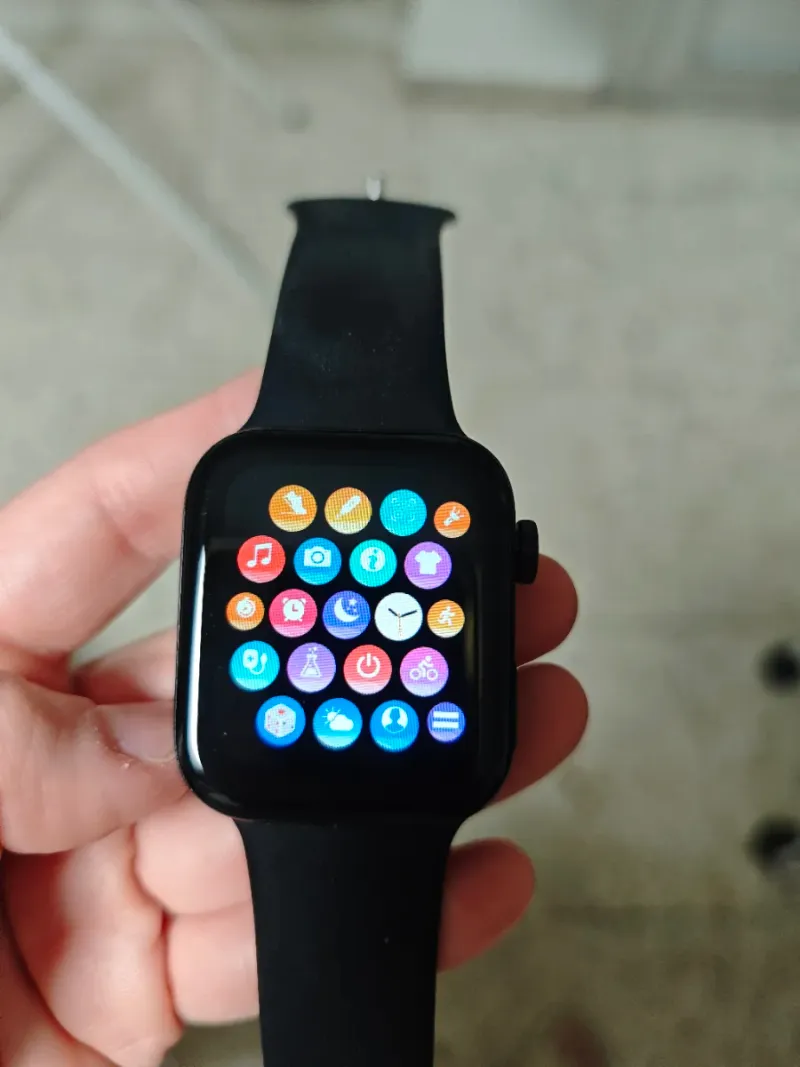 Smartwatch T100 Plus + 3 pulseras repuesto. afbeelding 3