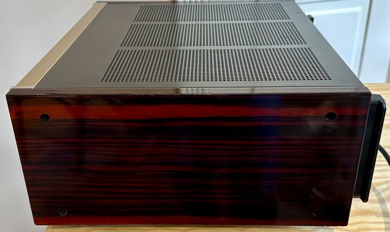 Accuphase P-500L Amplificador Revisado afbeelding 10